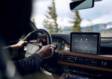The center touch screen in a 2024 Lincoln Aviator® SUV is shown | Sheehy Lincoln of Gaithersburg in Gaithersburg MD