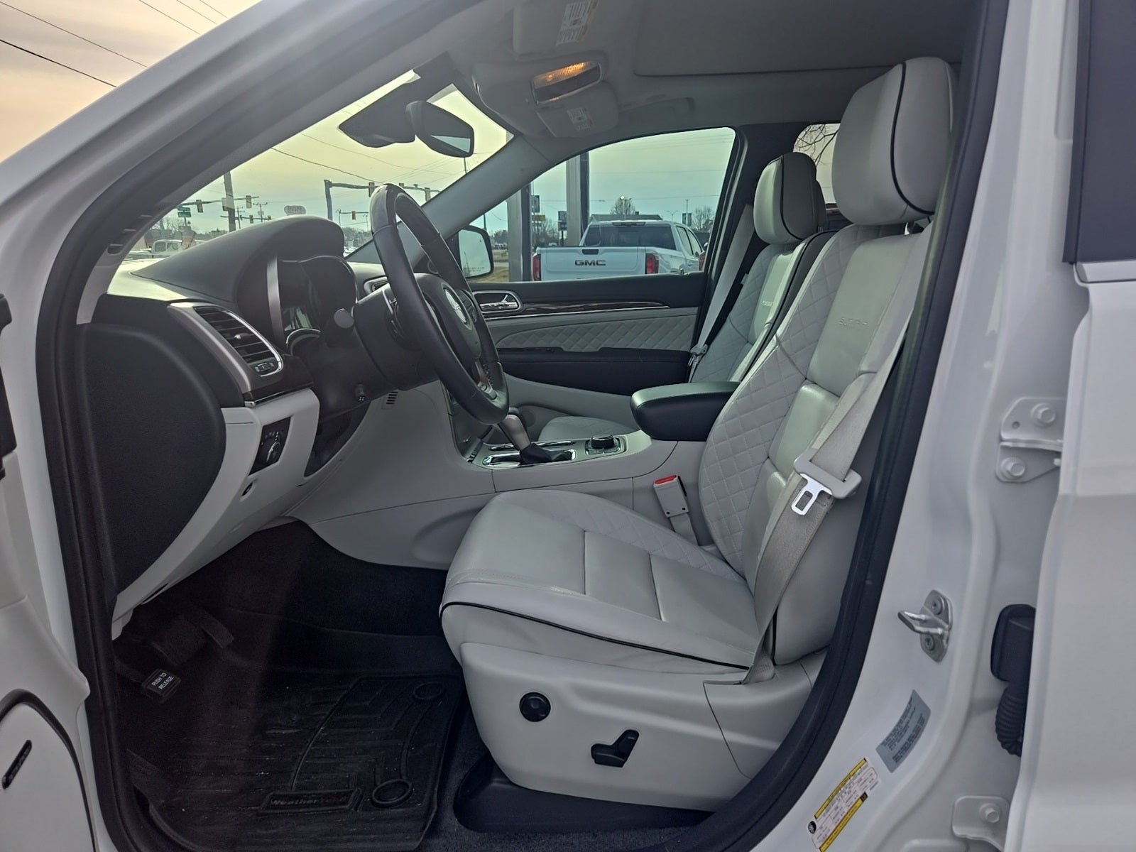 2017 Jeep Grand Cherokee Summit