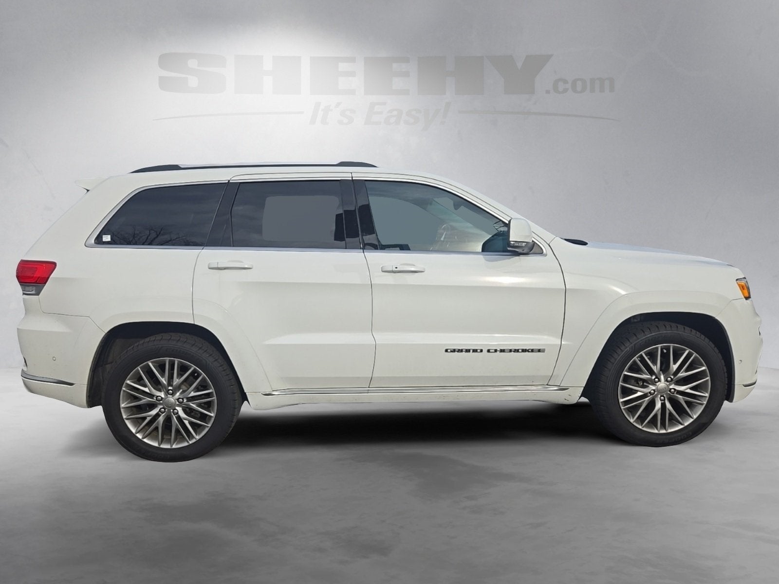 2017 Jeep Grand Cherokee Summit