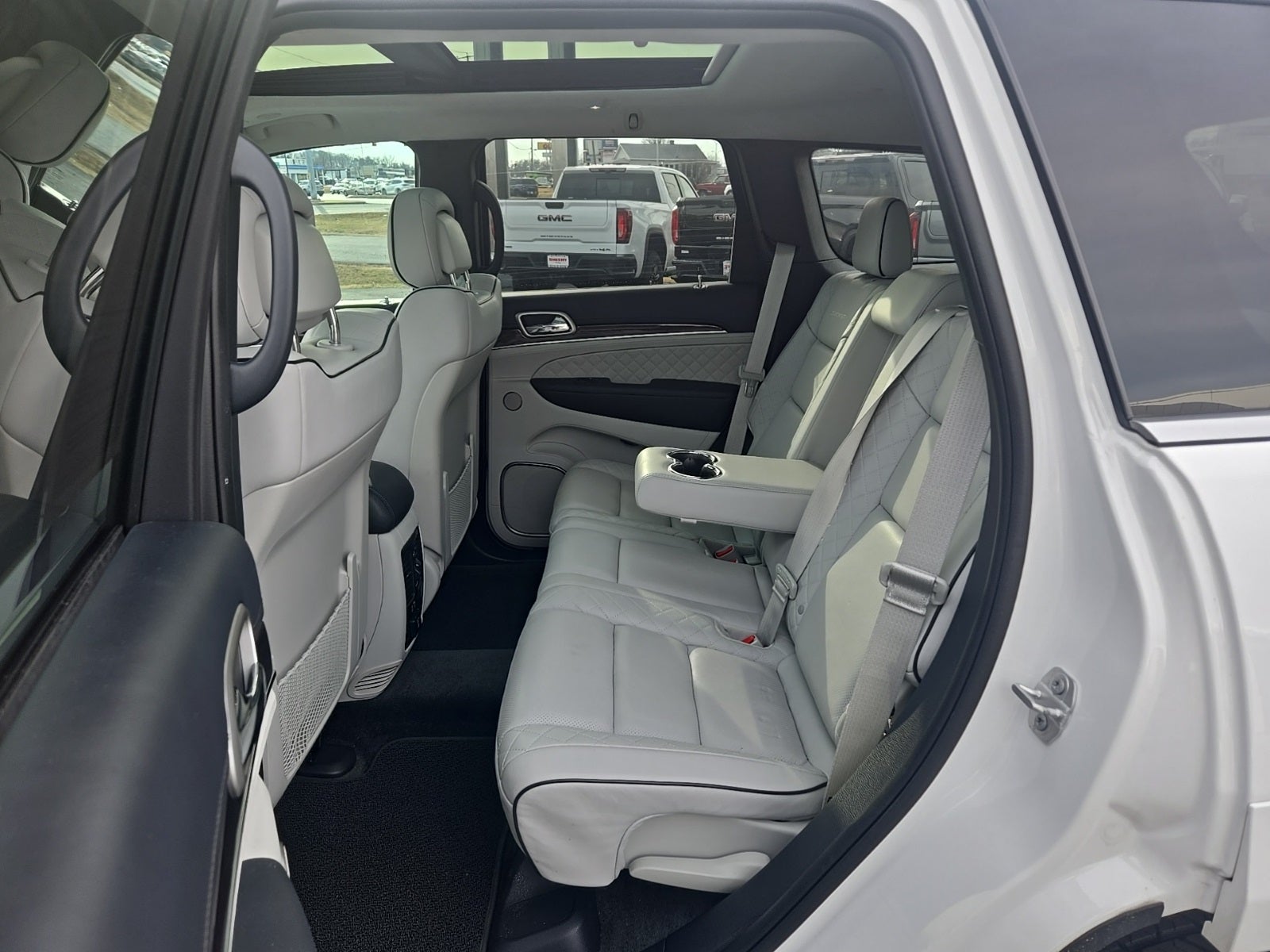 2017 Jeep Grand Cherokee Summit