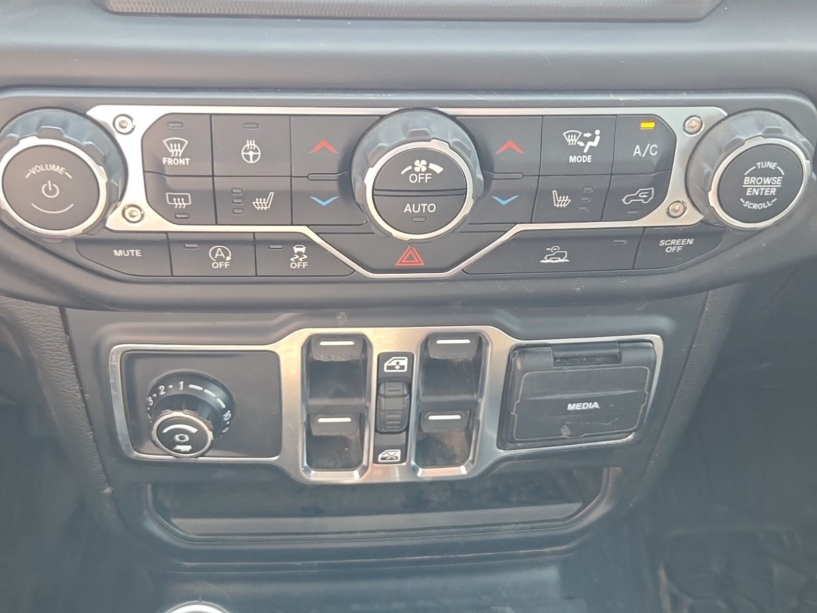 2020 Jeep Gladiator Overland
