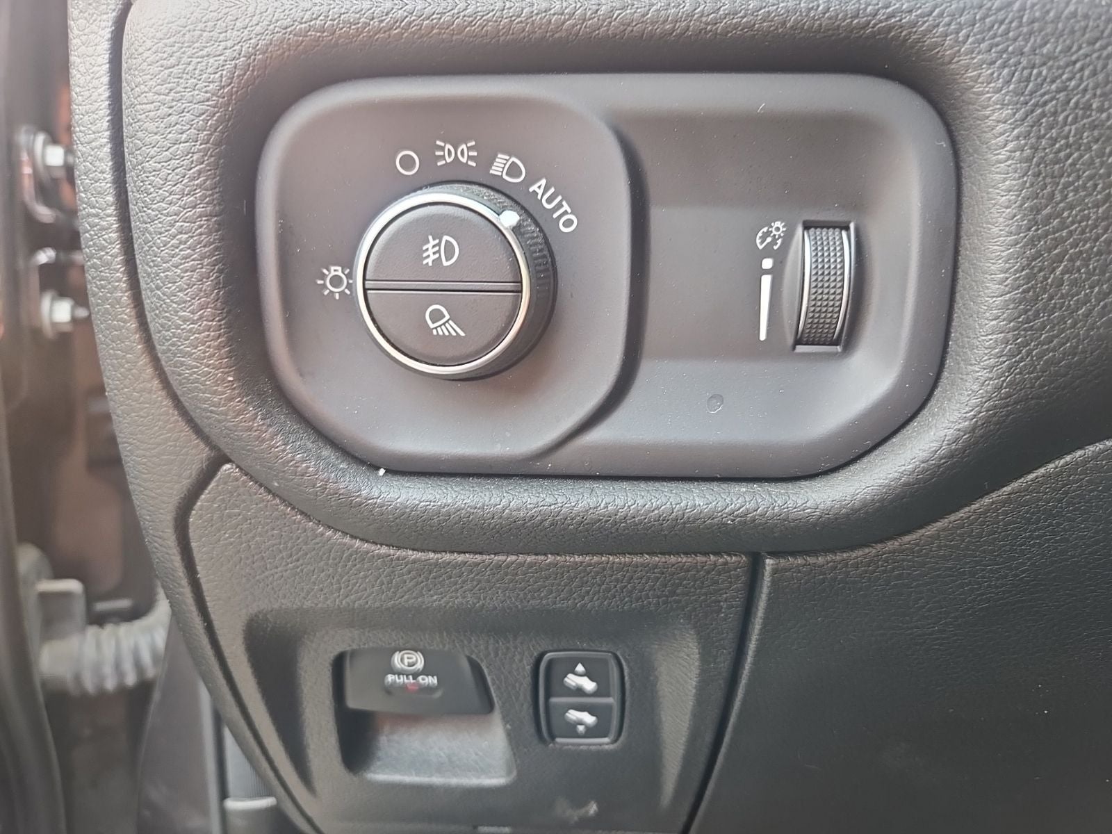 2024 RAM 1500 Big Horn/Lone Star