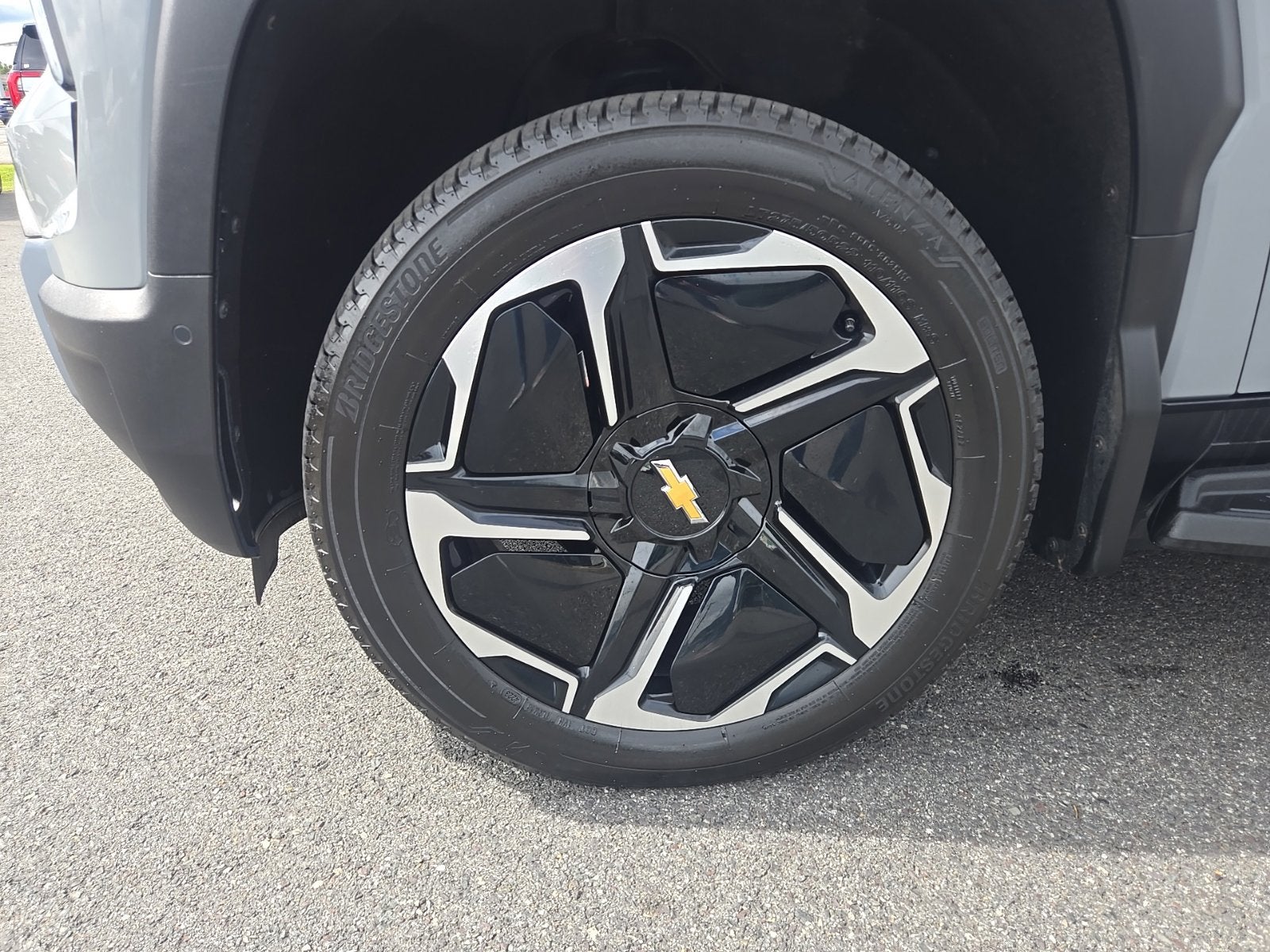 2025 Chevrolet Silverado EV LT