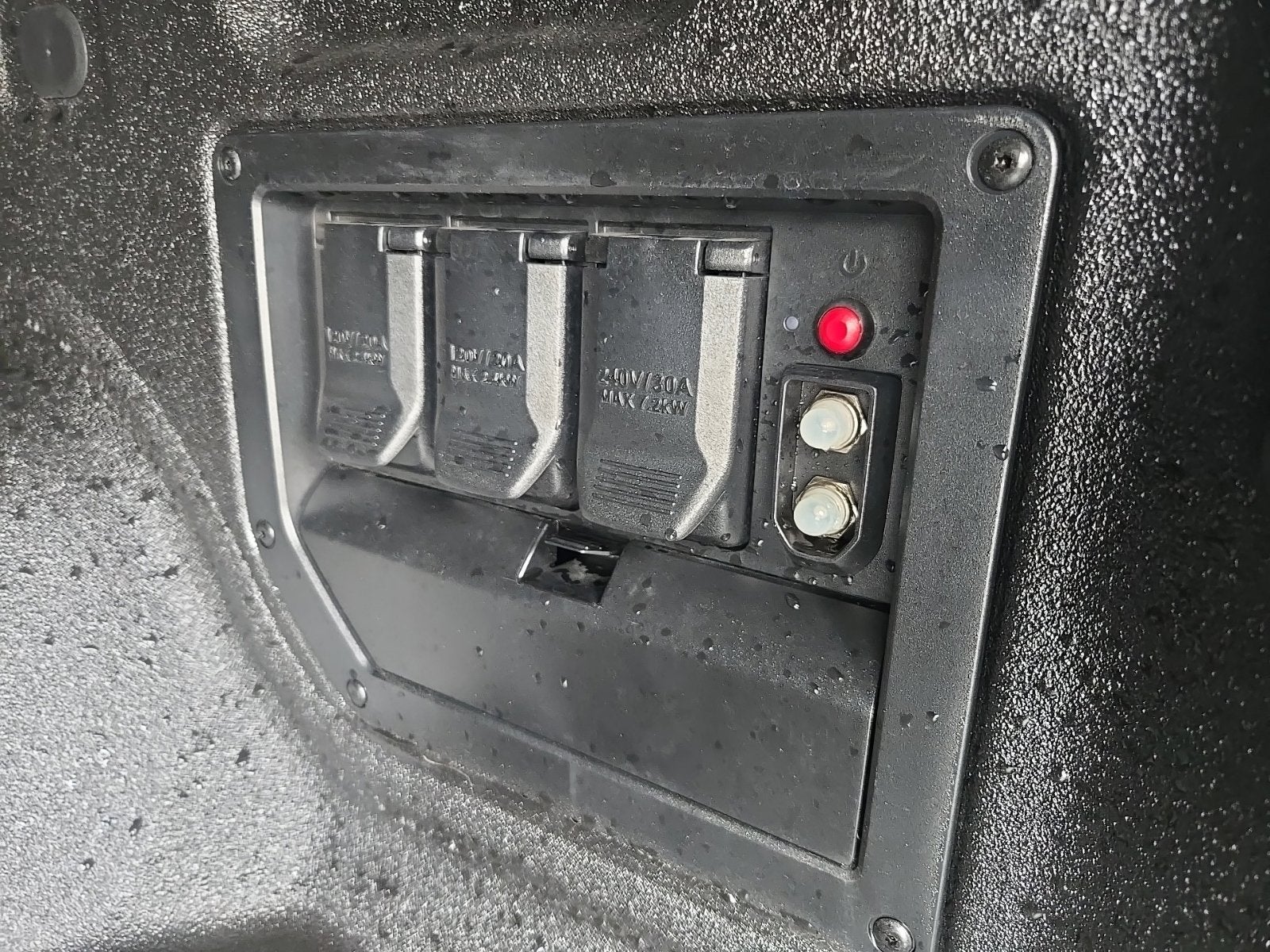 2025 Chevrolet Silverado EV LT