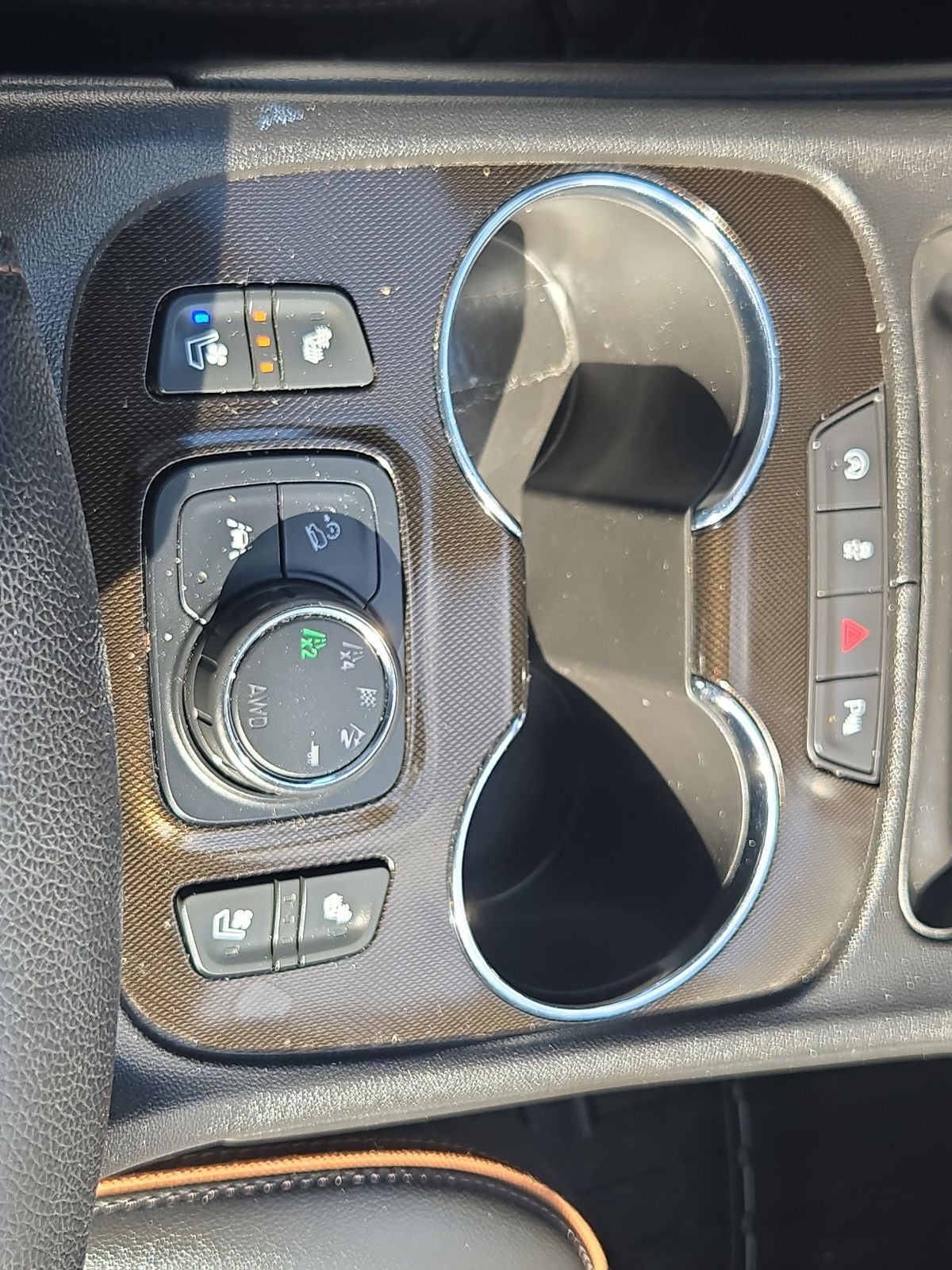 2022 GMC Acadia AT4
