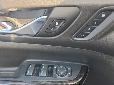 2022 GMC Acadia AT4