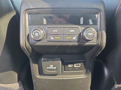 2022 GMC Acadia AT4