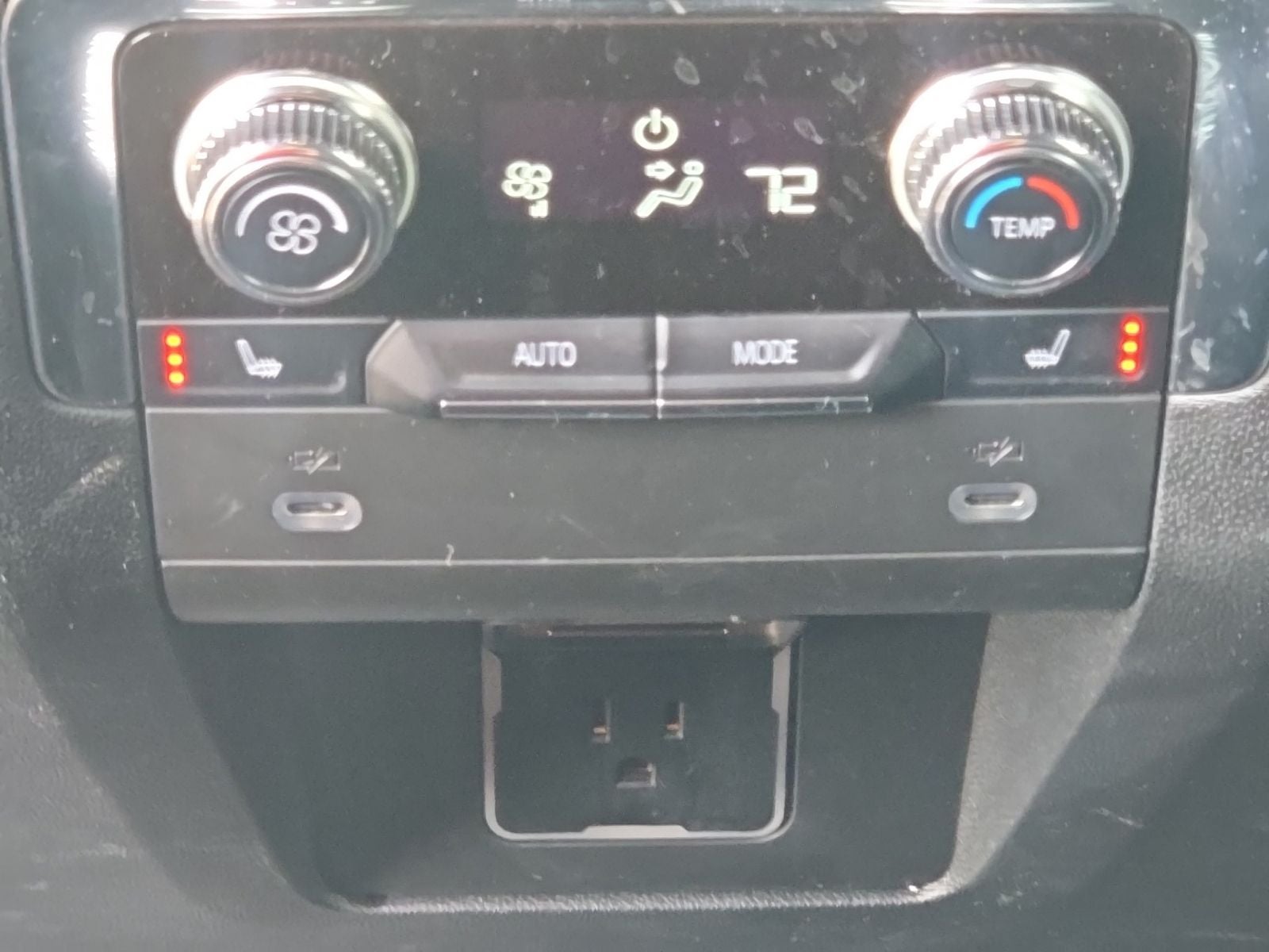 2022 GMC Yukon AT4