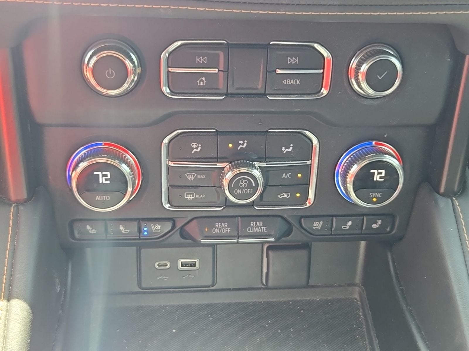 2022 GMC Yukon AT4