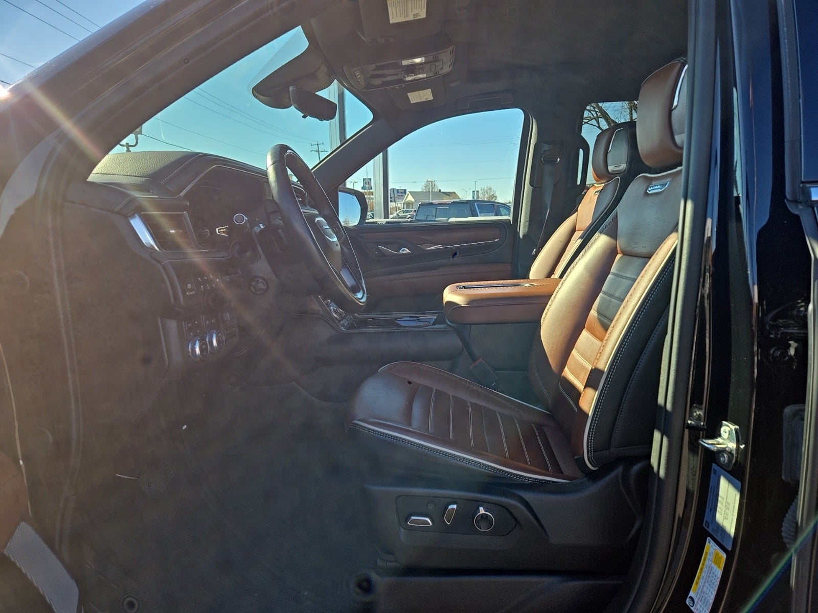 2023 GMC Yukon Denali Ultimate