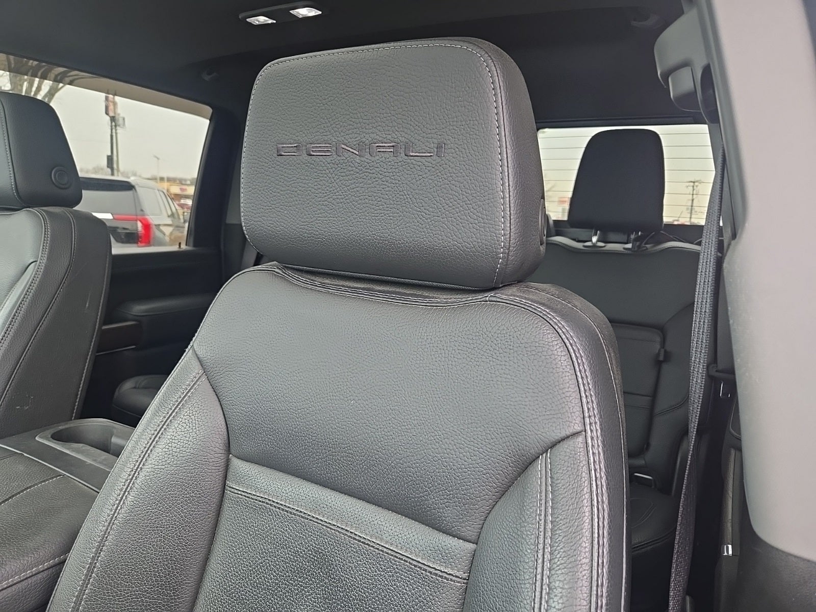 2023 GMC Sierra 2500HD Denali