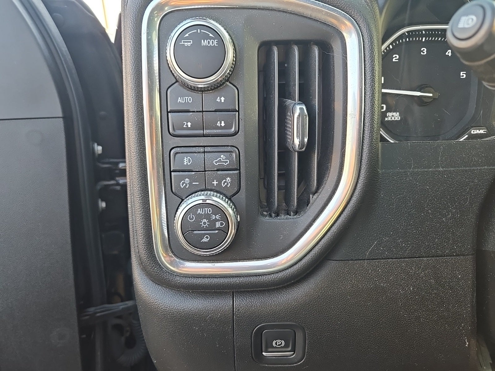 2022 GMC Sierra 3500HD AT4