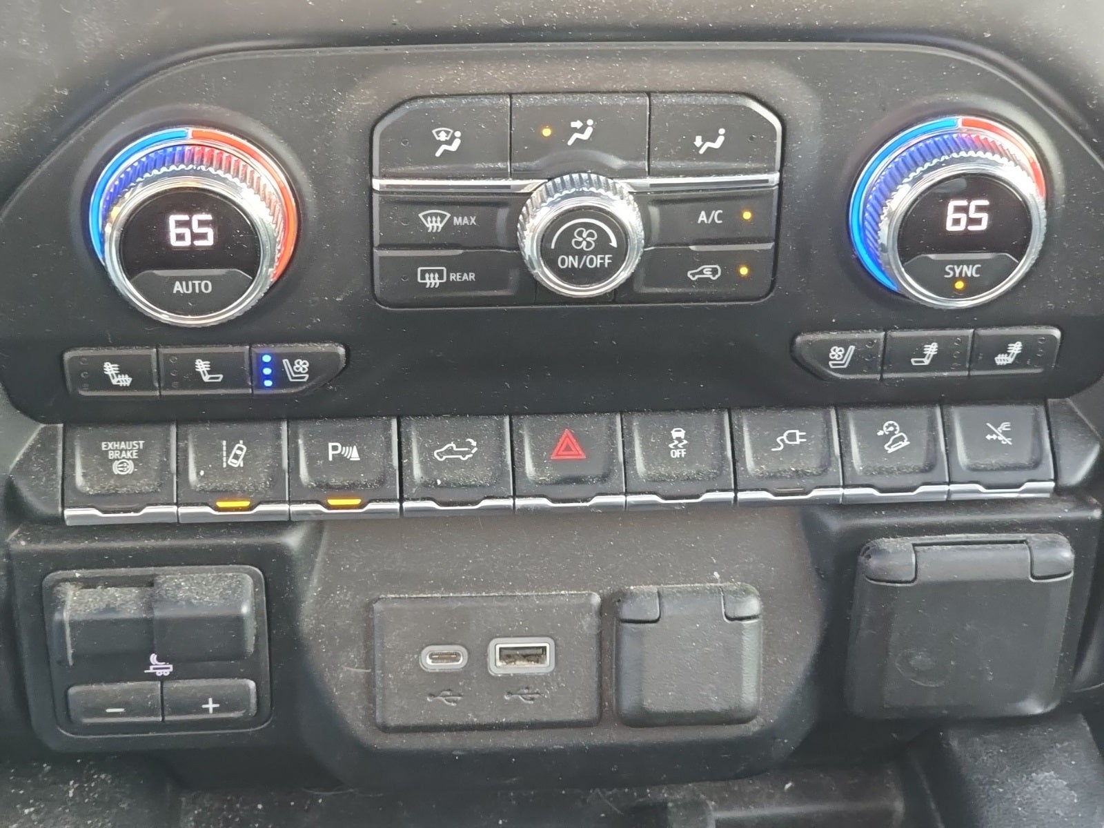 2022 GMC Sierra 3500HD AT4