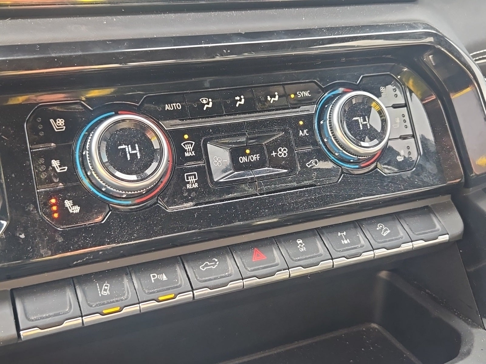 2024 GMC Sierra 2500HD AT4X