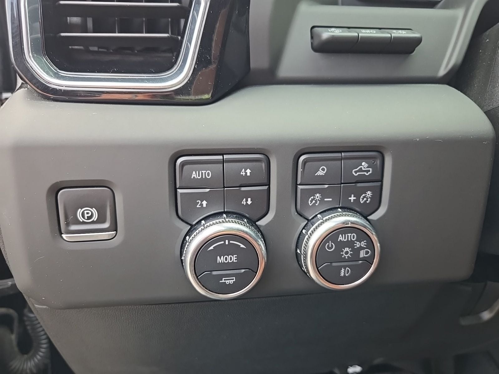2025 GMC Sierra 2500HD Denali Ultimate