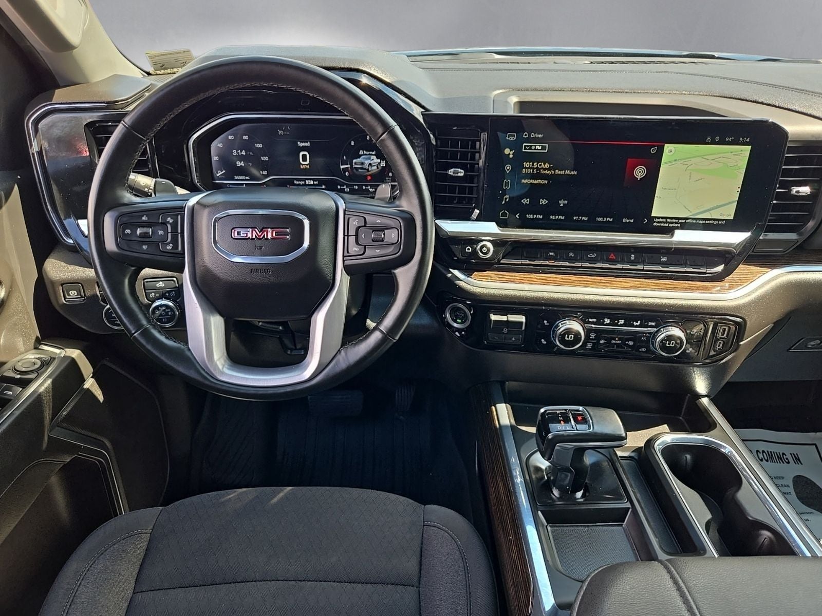 2024 GMC Sierra 1500 Elevation