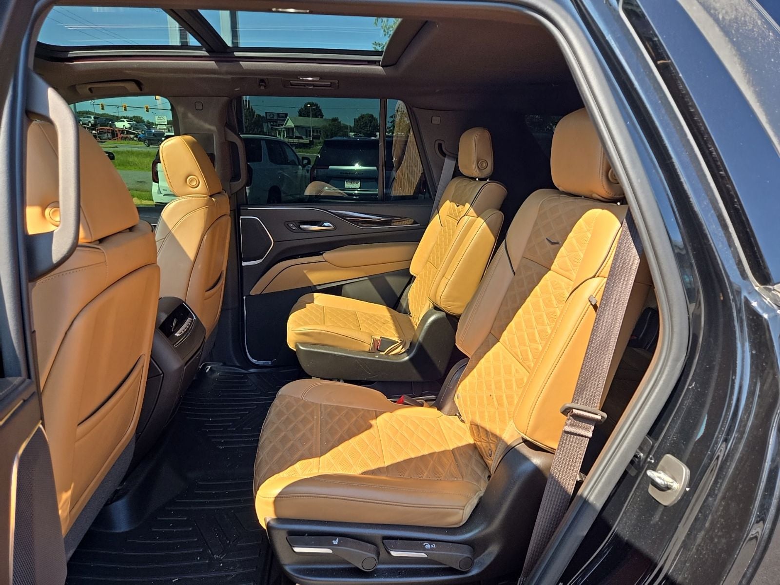 2022 Cadillac Escalade Premium Luxury