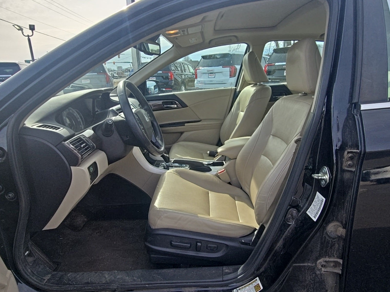 2017 Honda Accord EX-L w/Navigation and Honda Sensing