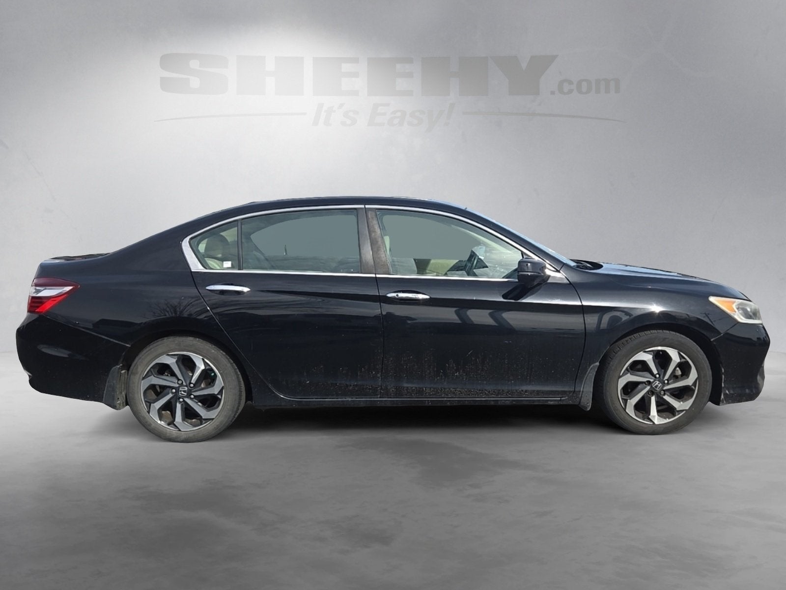 2017 Honda Accord EX-L w/Navigation and Honda Sensing