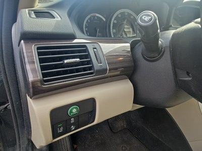 2017 Honda Accord EX-L w/Navigation and Honda Sensing