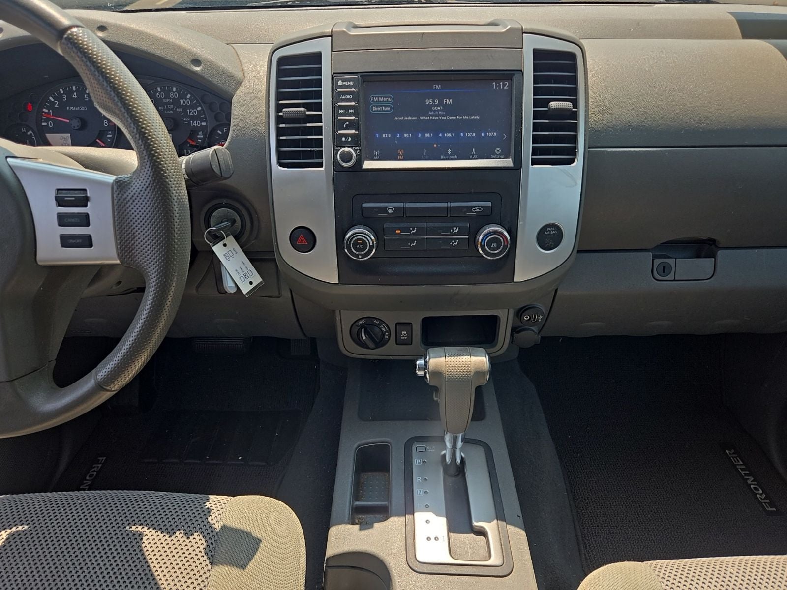 2019 Nissan Frontier SV