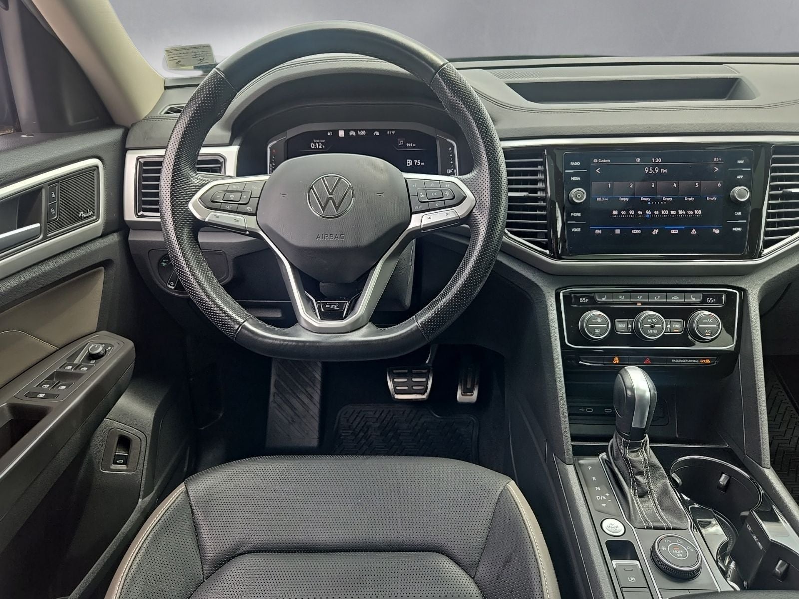 2023 Volkswagen Atlas 3.6L V6 SEL Premium R-Line