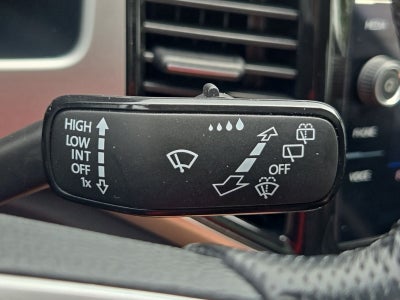 2023 Volkswagen Atlas 3.6L V6 SEL Premium R-Line