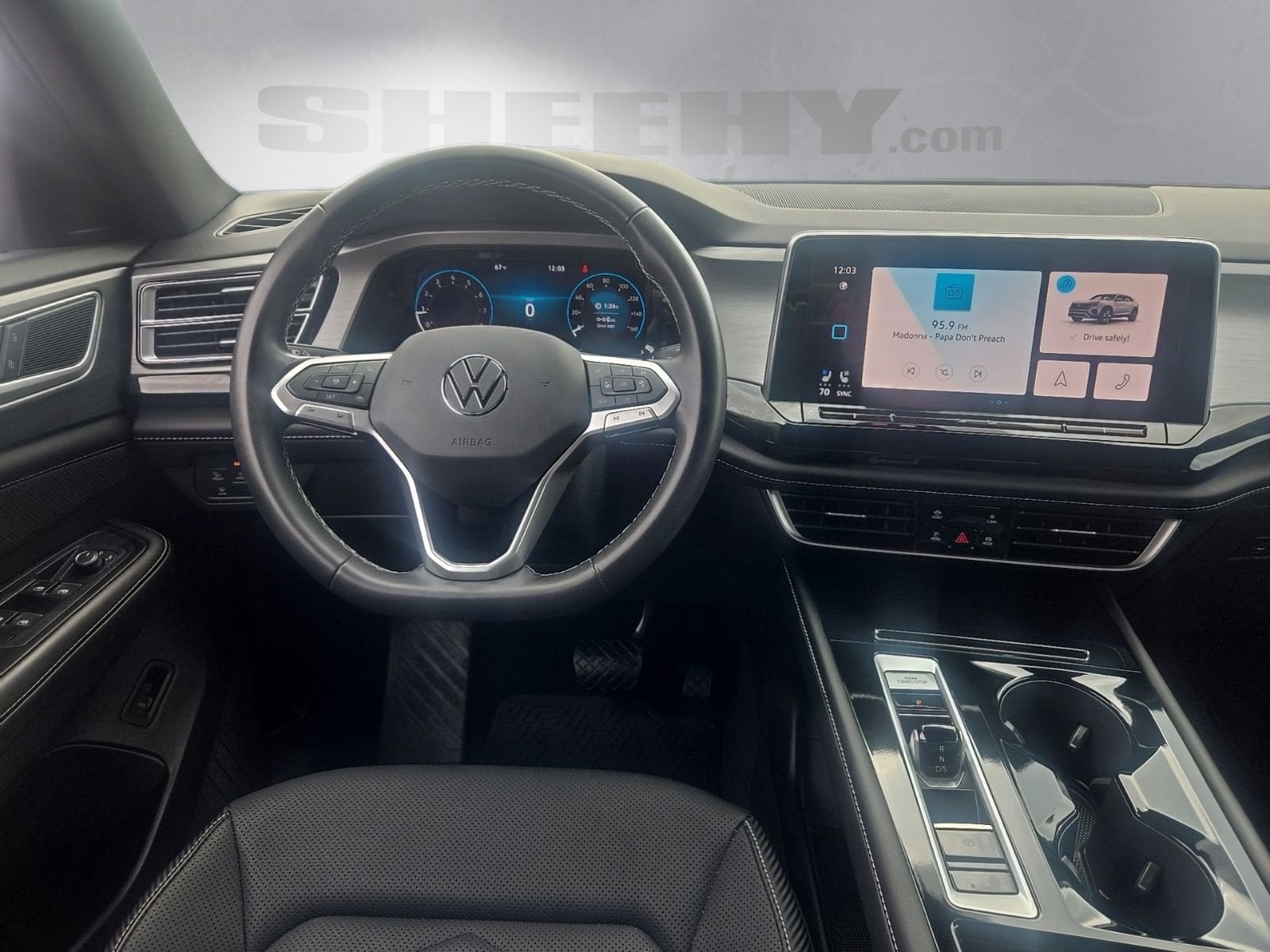 2024 Volkswagen Atlas Cross Sport 2.0T SE w/Technology