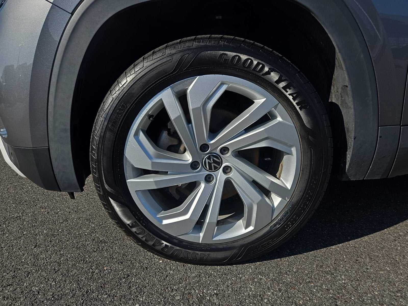 2021 Volkswagen Atlas 3.6L V6 SE w/Technology