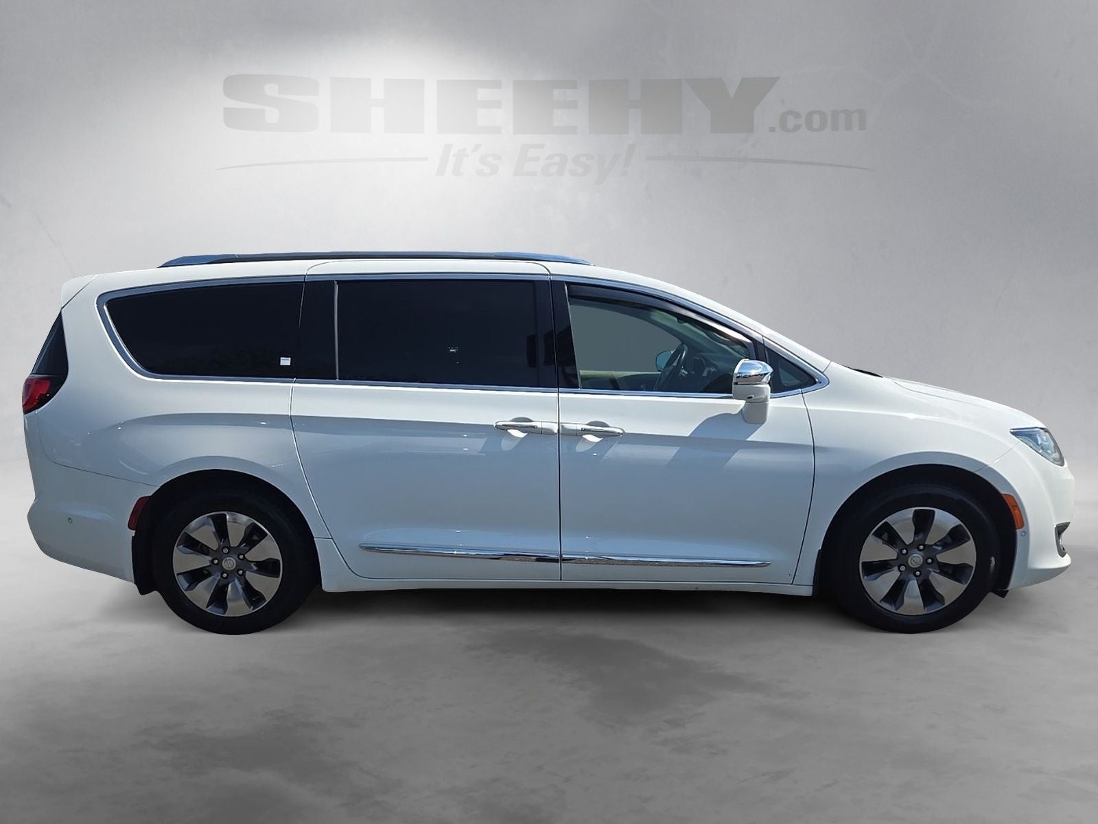 2020 Chrysler Pacifica Hybrid Limited