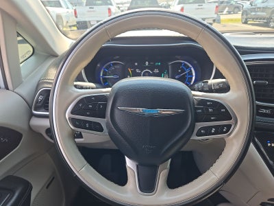 2020 Chrysler Pacifica Hybrid Limited
