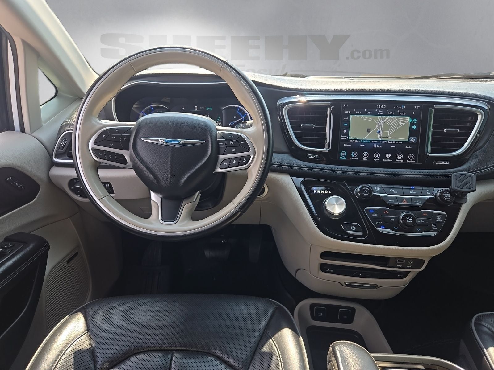 2020 Chrysler Pacifica Hybrid Limited