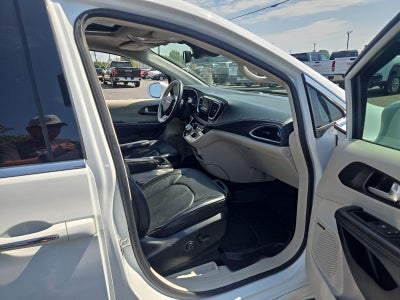2020 Chrysler Pacifica Hybrid Limited