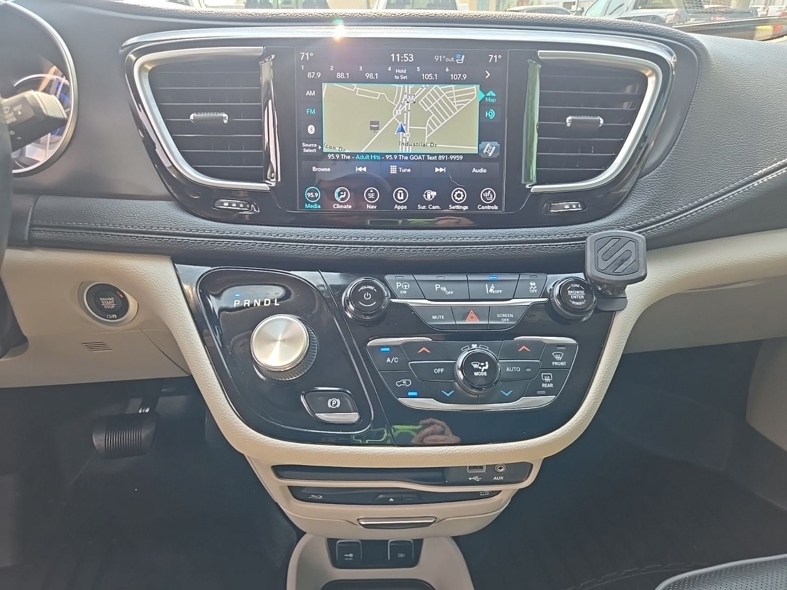 2020 Chrysler Pacifica Hybrid Limited