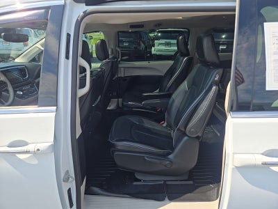 2020 Chrysler Pacifica Hybrid Limited
