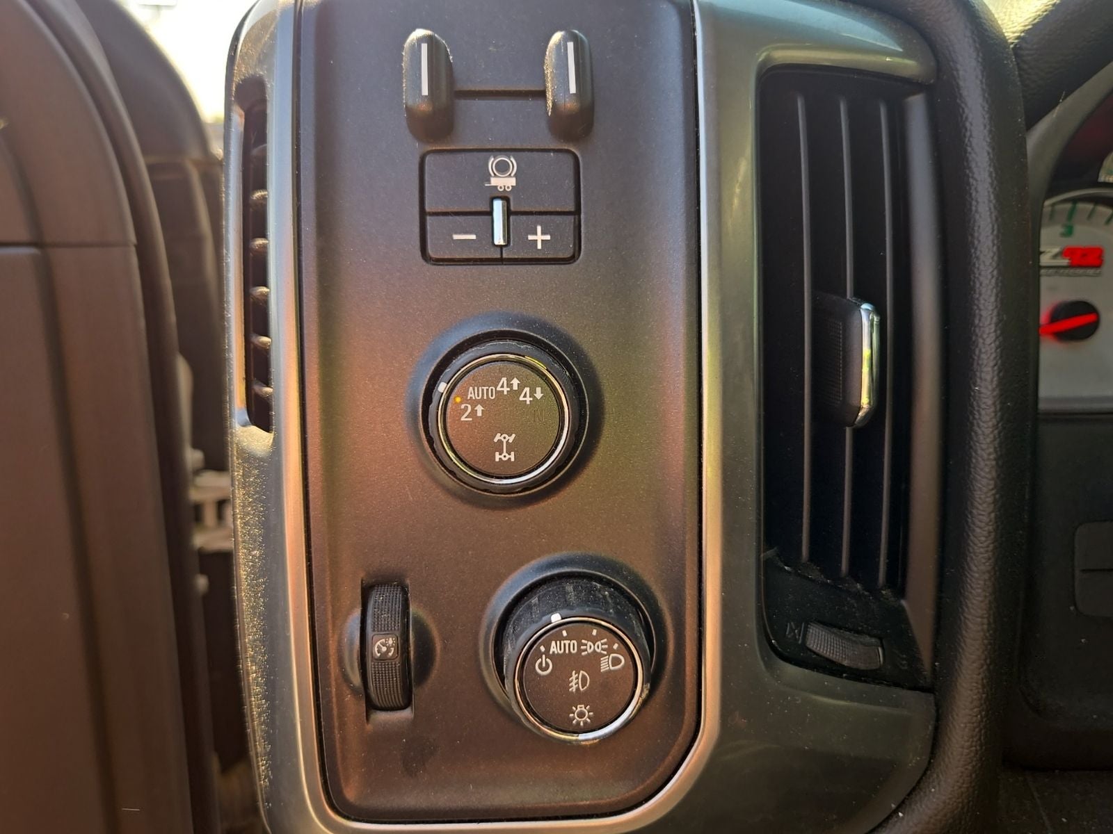 2017 Chevrolet Silverado 1500 LT LT2