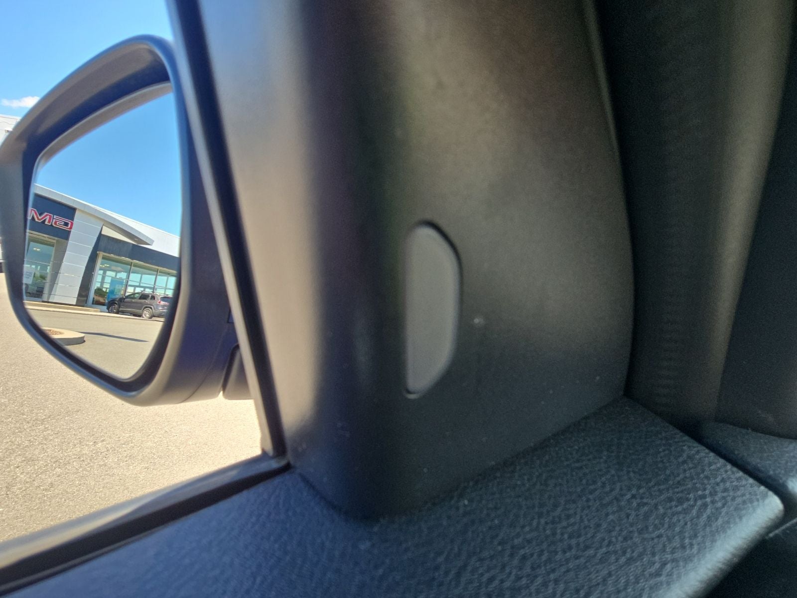 2018 Nissan Kicks SV
