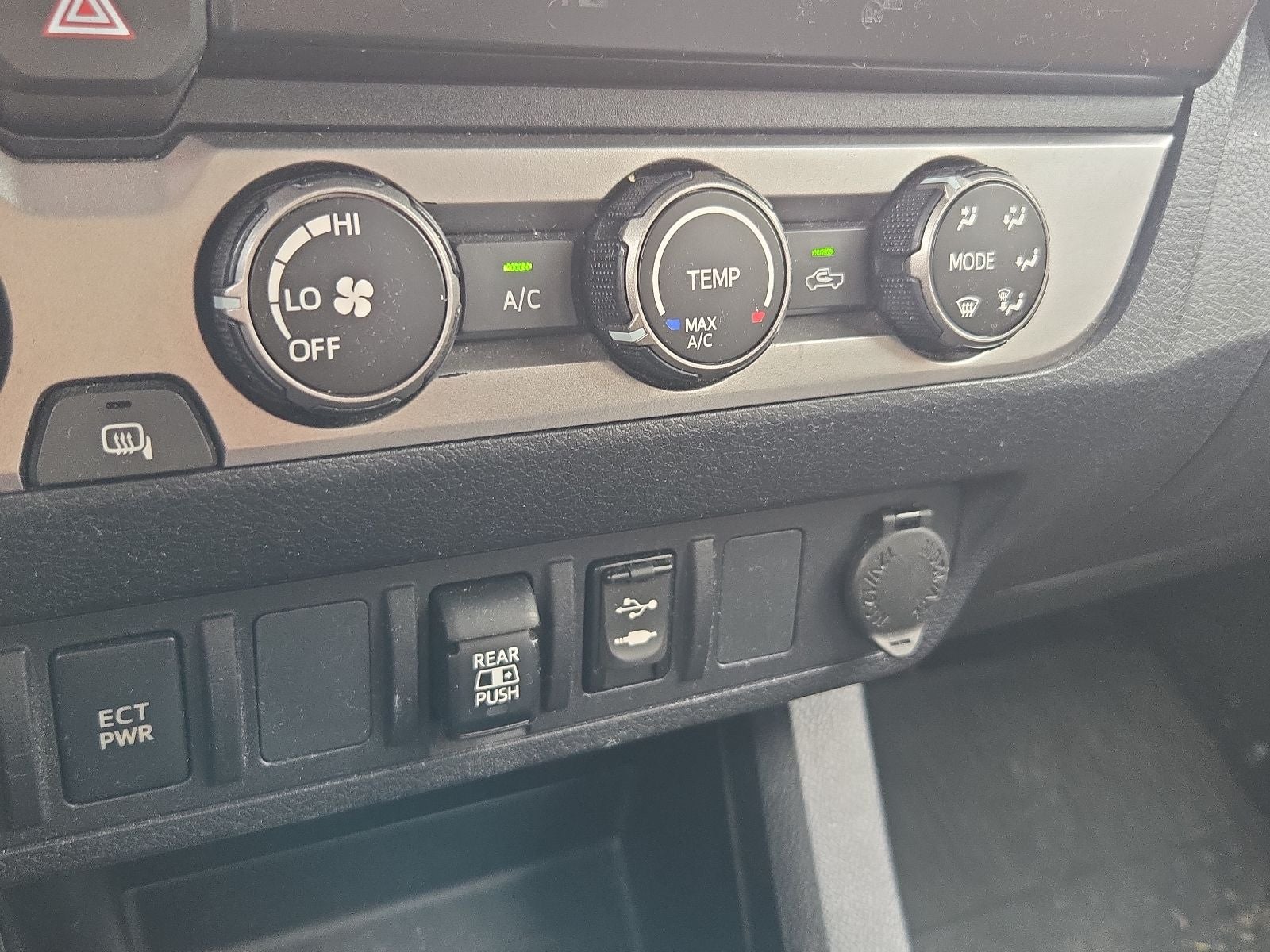 2019 Toyota Tacoma SR5 V6