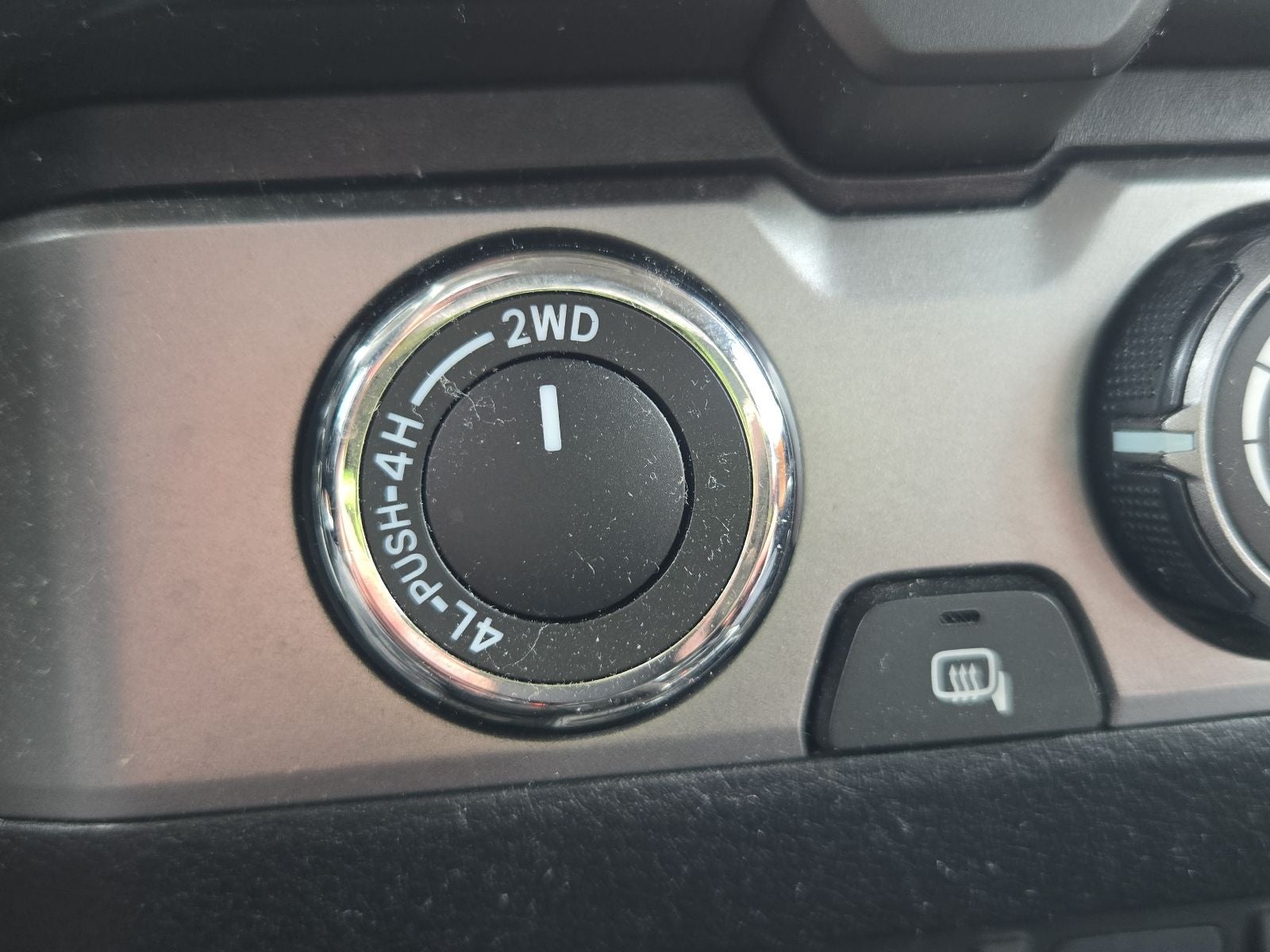 2019 Toyota Tacoma SR5 V6