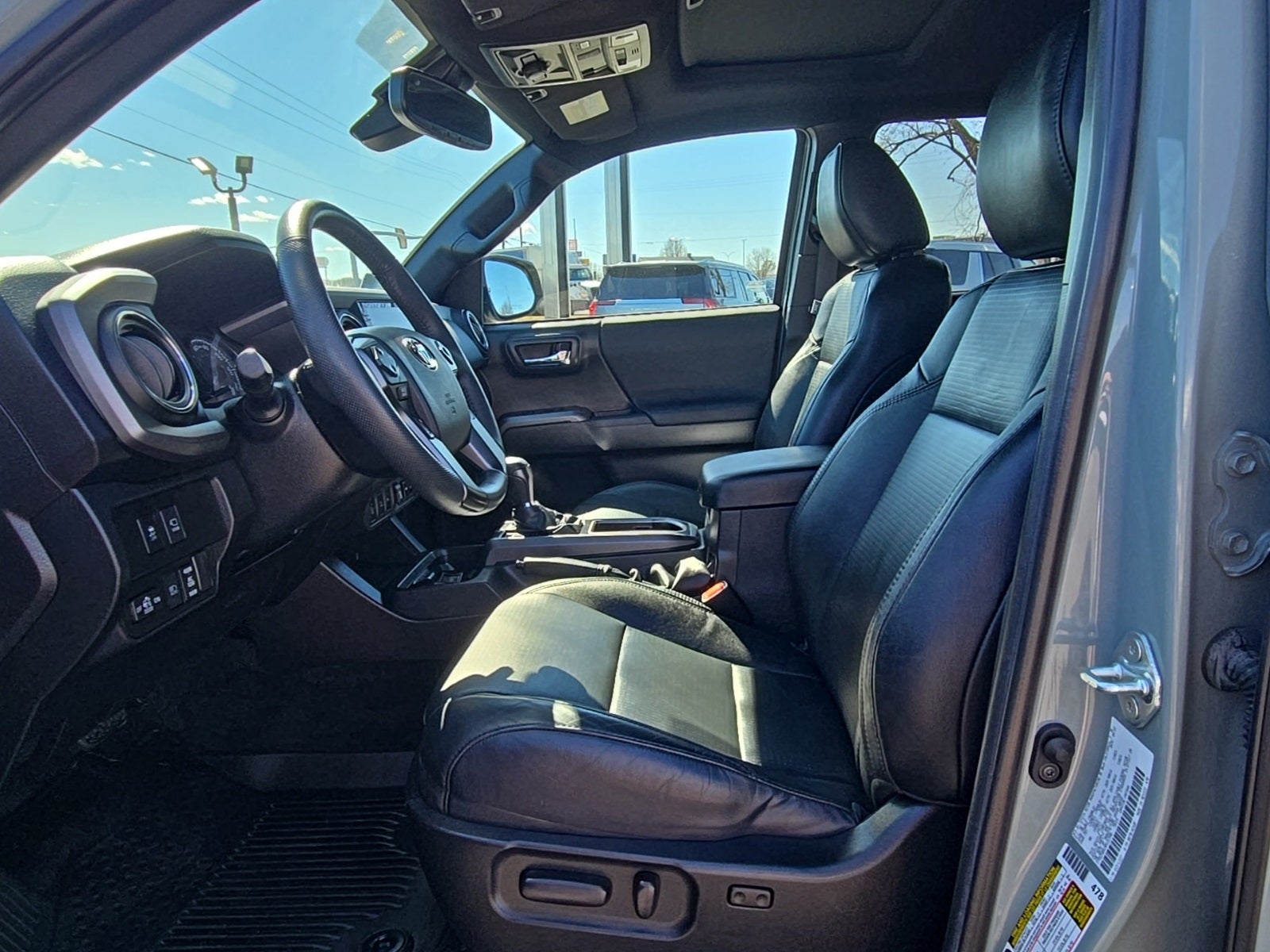 2022 Toyota Tacoma TRD Off-Road V6