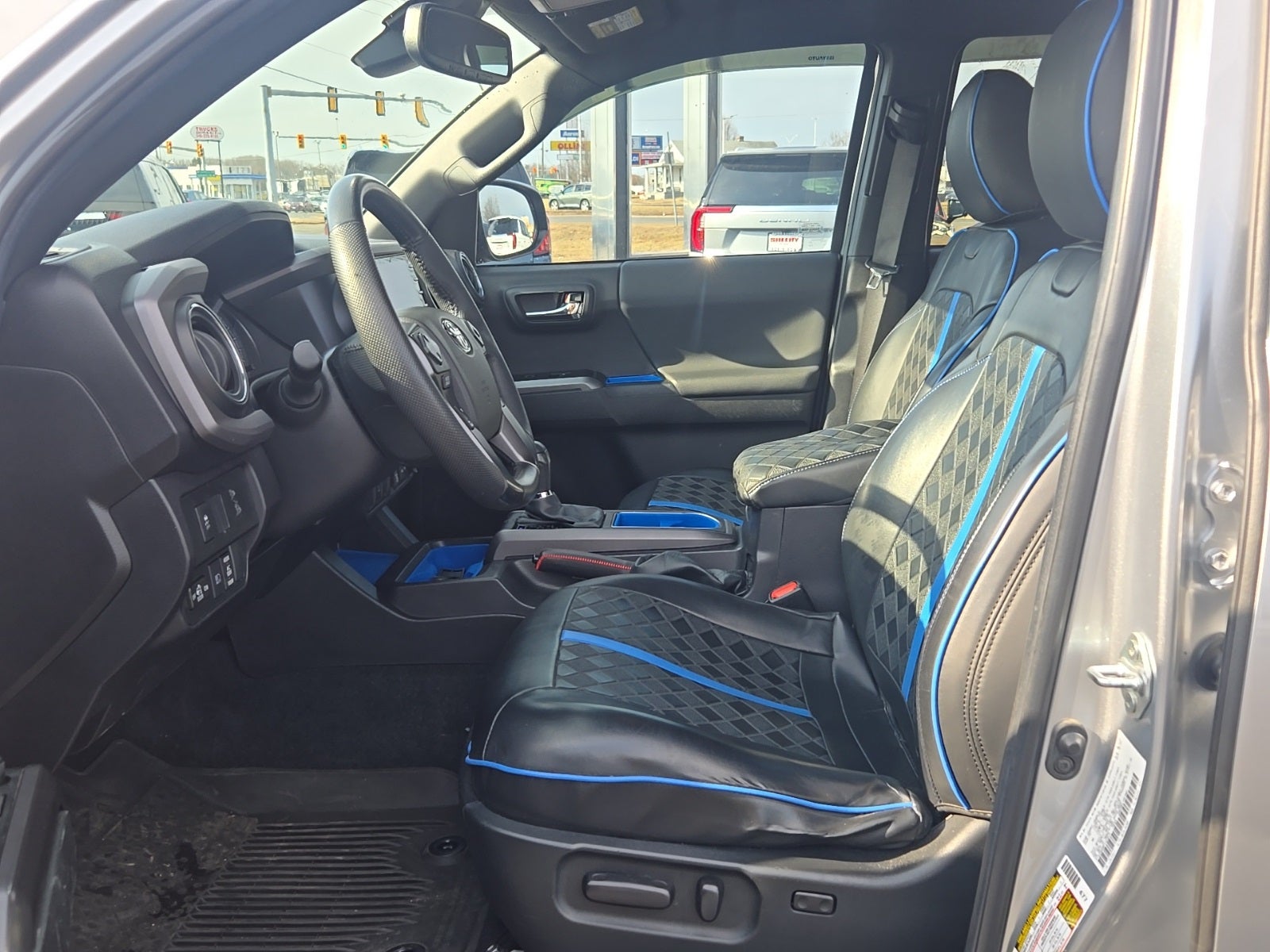 2023 Toyota Tacoma TRD Sport V6