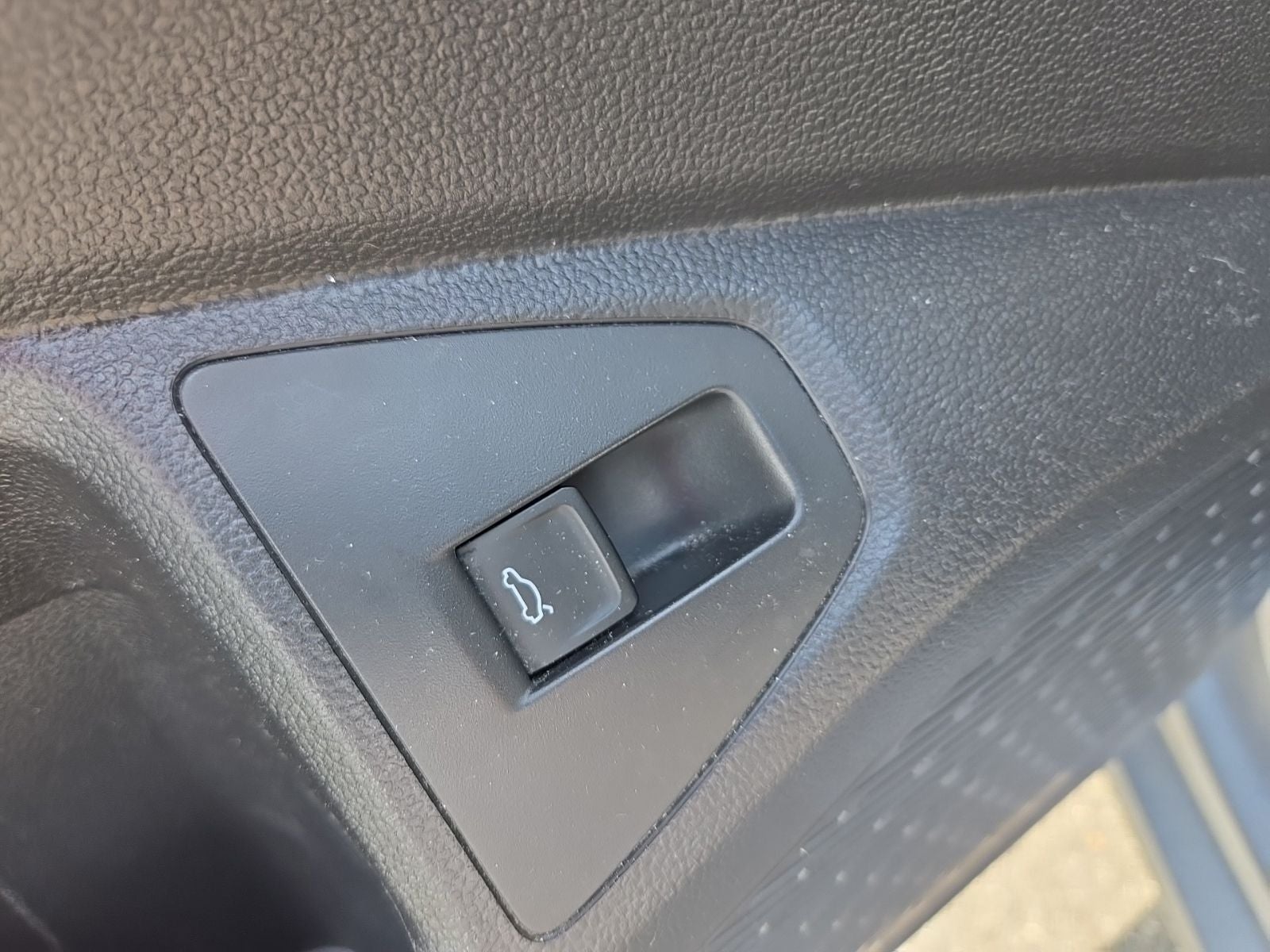 2020 Volkswagen Jetta R-Line
