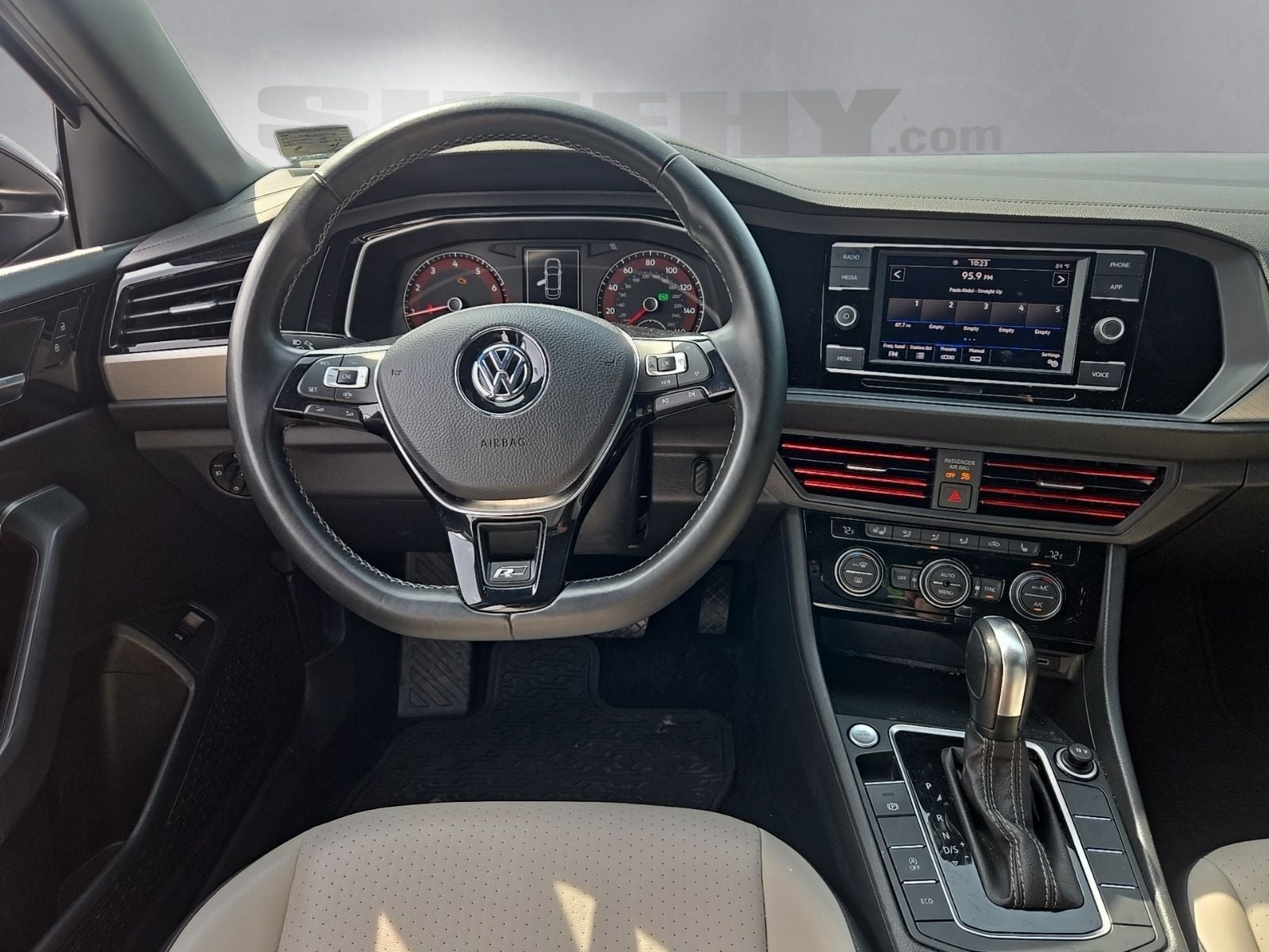2020 Volkswagen Jetta R-Line