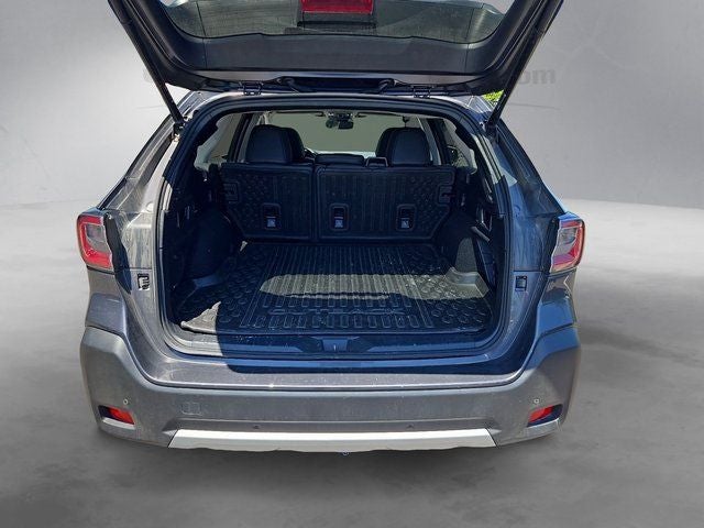 2023 Subaru Outback Touring