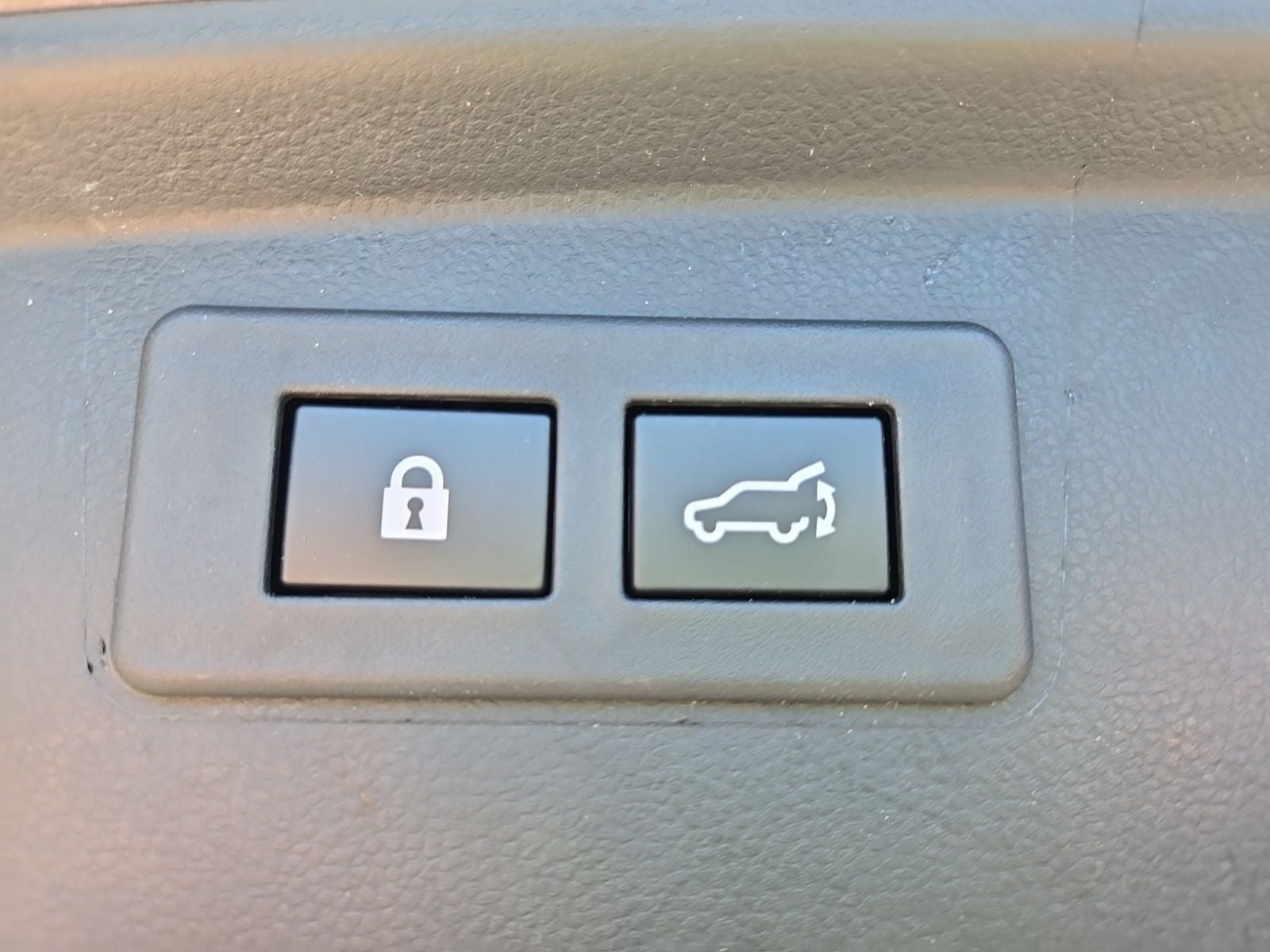 2023 Subaru Outback Touring