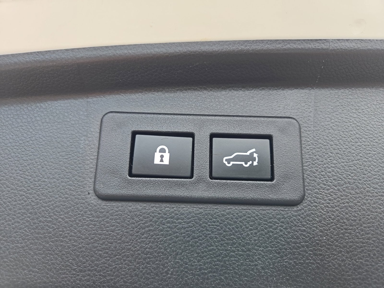 2020 Subaru Outback Touring XT