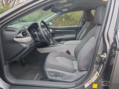 2019 Toyota Camry Hybrid LE