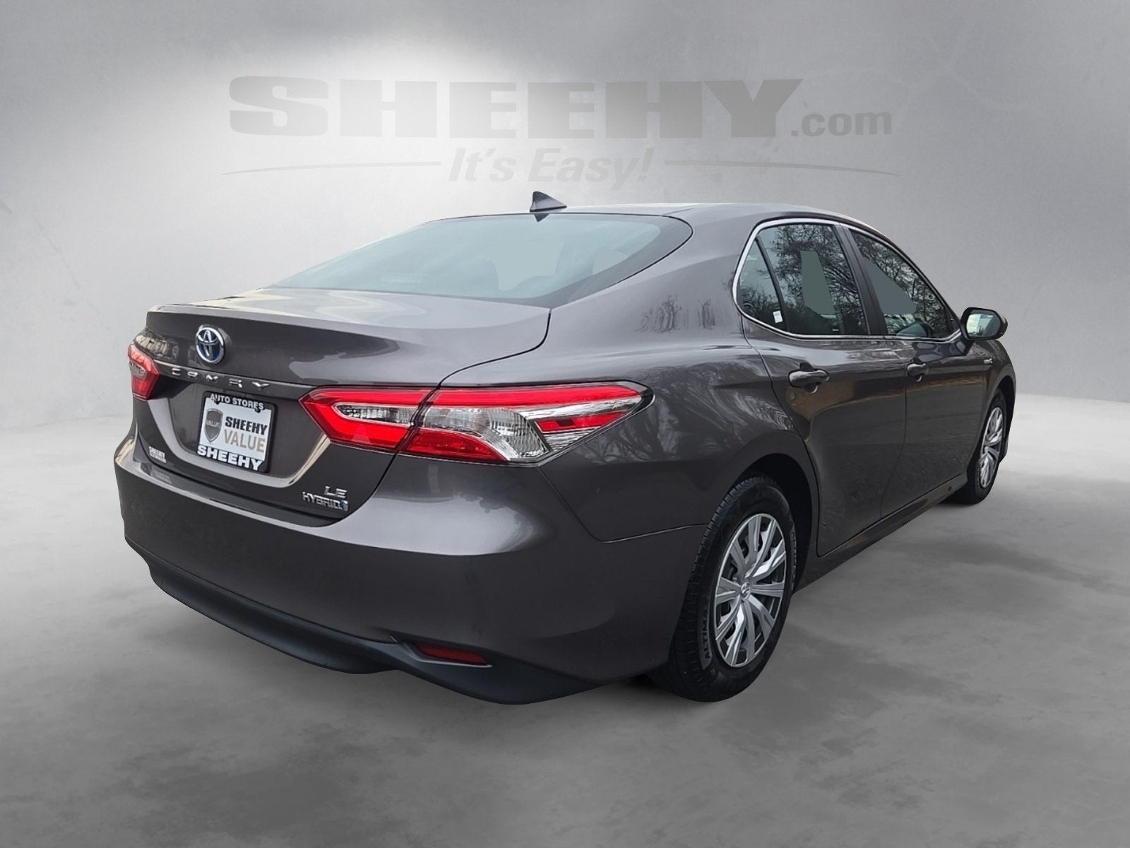 2019 Toyota Camry Hybrid LE