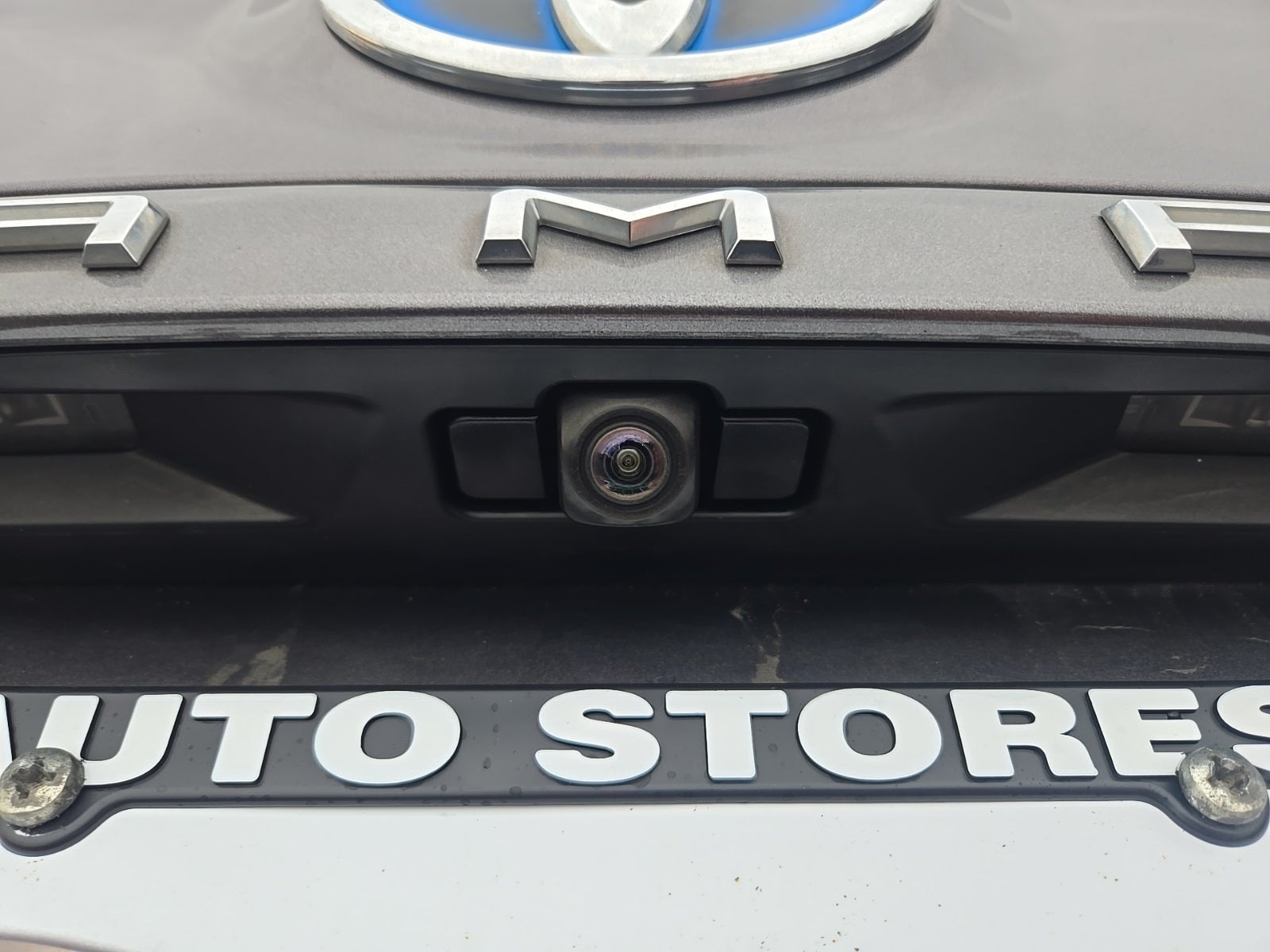 2019 Toyota Camry Hybrid LE