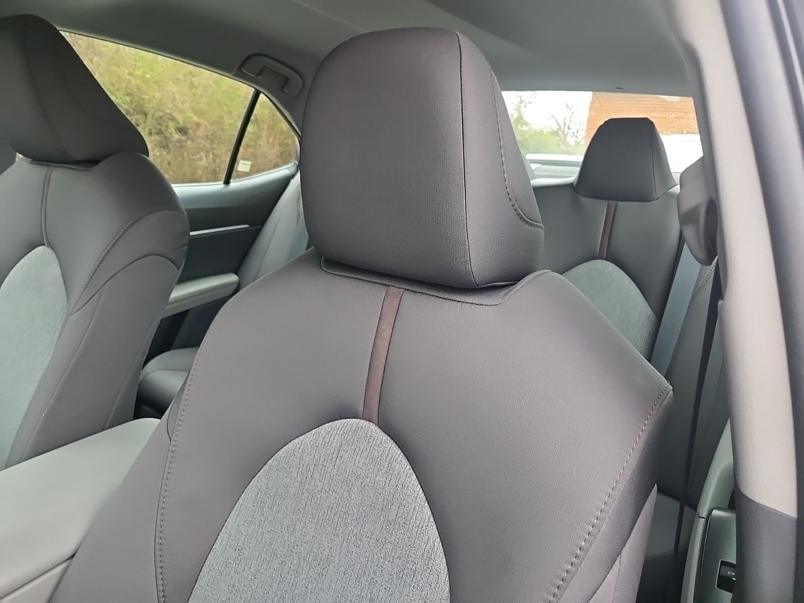 2019 Toyota Camry Hybrid LE